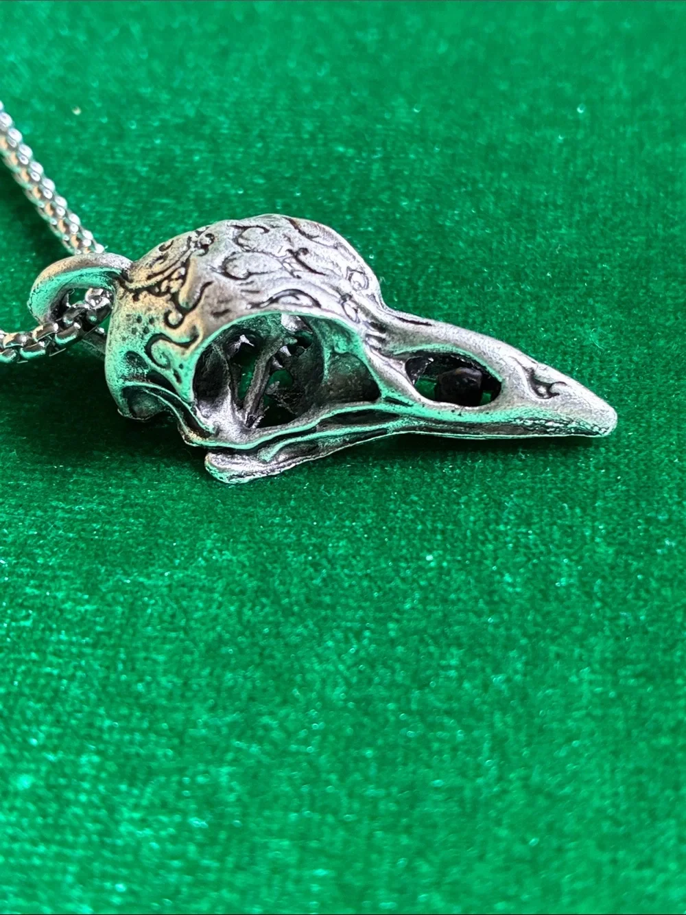 Gothic raven crow skull pendant necklace in silvertone Edgar Allan Poe inspired